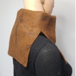  Cache-cou alpaga FALA / foulard feutré en alpaga naturel : couleur brun noir