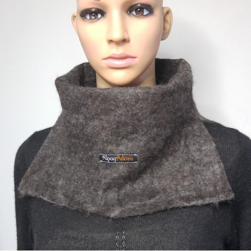  Cache-cou alpaga FALA / foulard feutré en alpaga naturel : couleur noir gris charbon 
