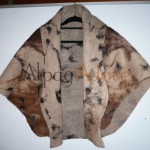 Châle triangle / poncho / foulard - 100% alpaga naturel - feutré - réversible