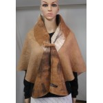 Châle triangle / cape / grand foulard pour femme - alpaga naturel feutré - tons brun chaud 