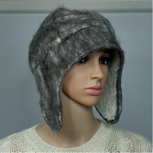 Tuque alpaga / chapeau feutré style chullo avec oreilles : 100% alpaga naturel : tons noir charbon : tuque pour femme ou homme